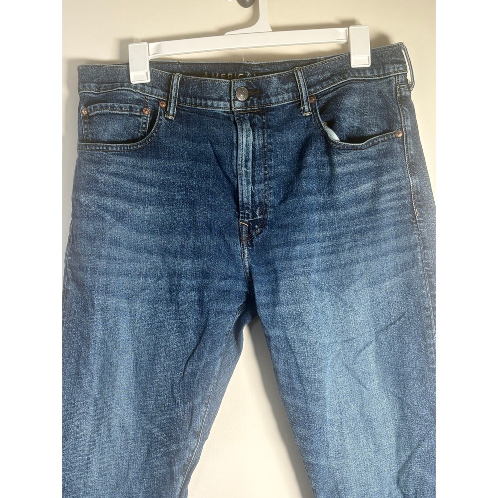 American Eagle Original Straight Flex Jeans Mens 38x30 Medium Wash Blue Denim - Picture 2 of 9